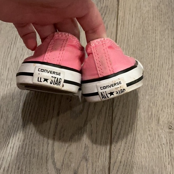 Converse Lot of 2 Gray Pink Sneakers Classic Low-Top All Star Chucks Size 7 - Picture 6 of 16